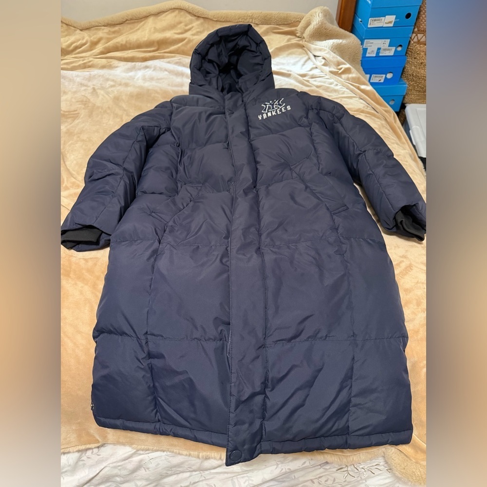 MLB NEW YORK YANKEES Dark Blue Puffer Jacket Size 11 Boys